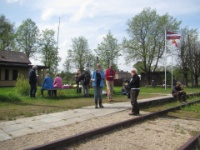 2016-05-15 11h39m41 - Lunch op het perron - Gerda van der Meer